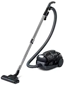 Panasonic MC-CL565 2000-watt Bagless Vacuum Cleaner, 220-volt (Not for USA - European Cord), Medium, Black